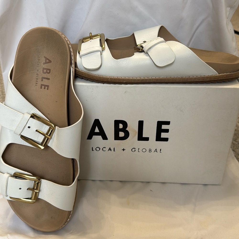 ABLE Whitney Sandal in White size 9